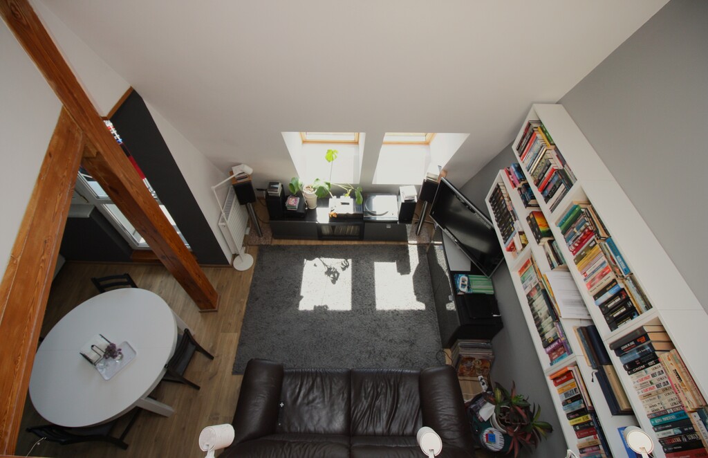 Kojący Widok Z Balkonu I Bliskość Rzeki