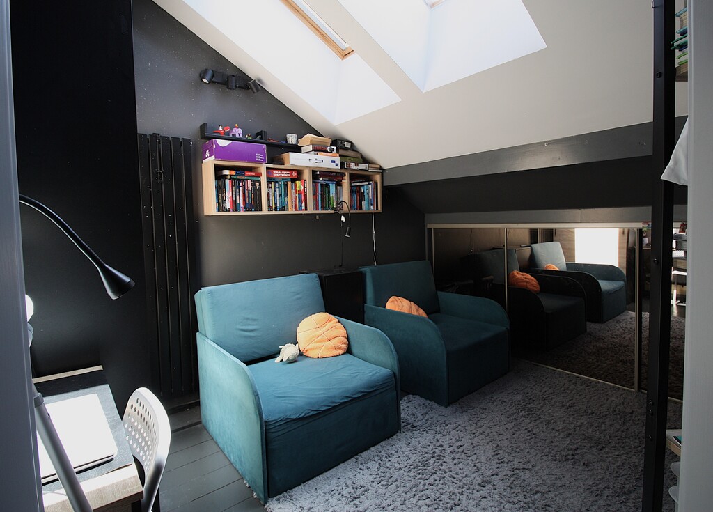 Kojący Widok Z Balkonu I Bliskość Rzeki