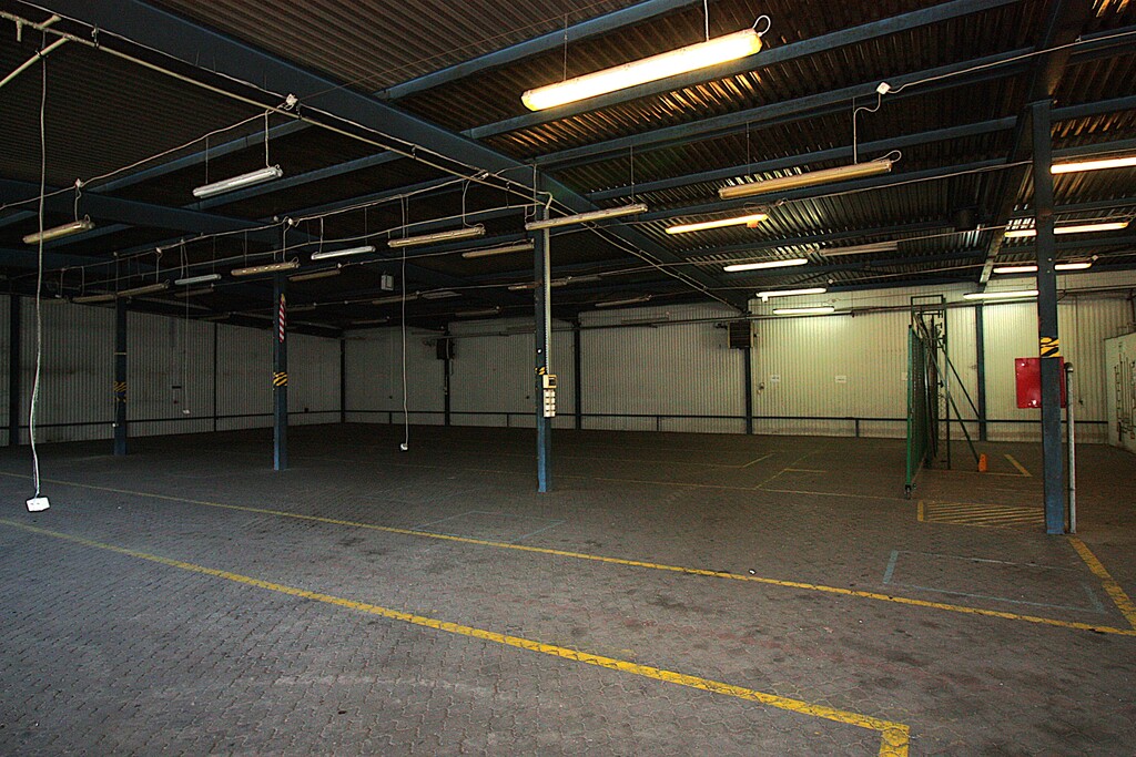 Na Wynajem Hala 1000 M2 Na Czyżkówku