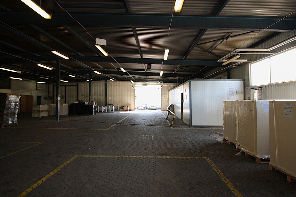 Na Wynajem Hala 1000 M2 Na Czyżkówku