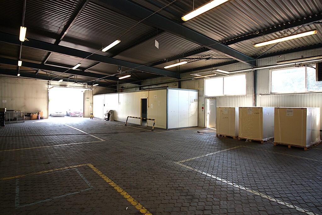 Na Wynajem Hala 1000 M2 Na Czyżkówku