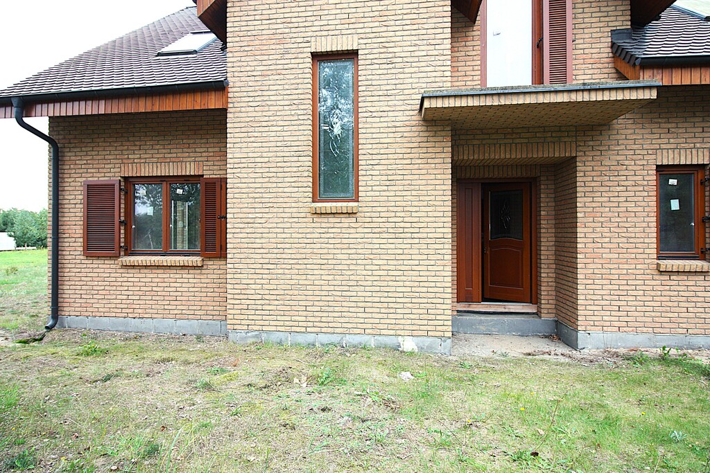 Dom W Lubczu Z Linią Brzegową Jeziora