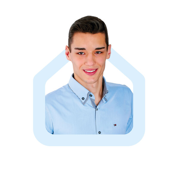 Agent nieruchomości Adrian Rogala