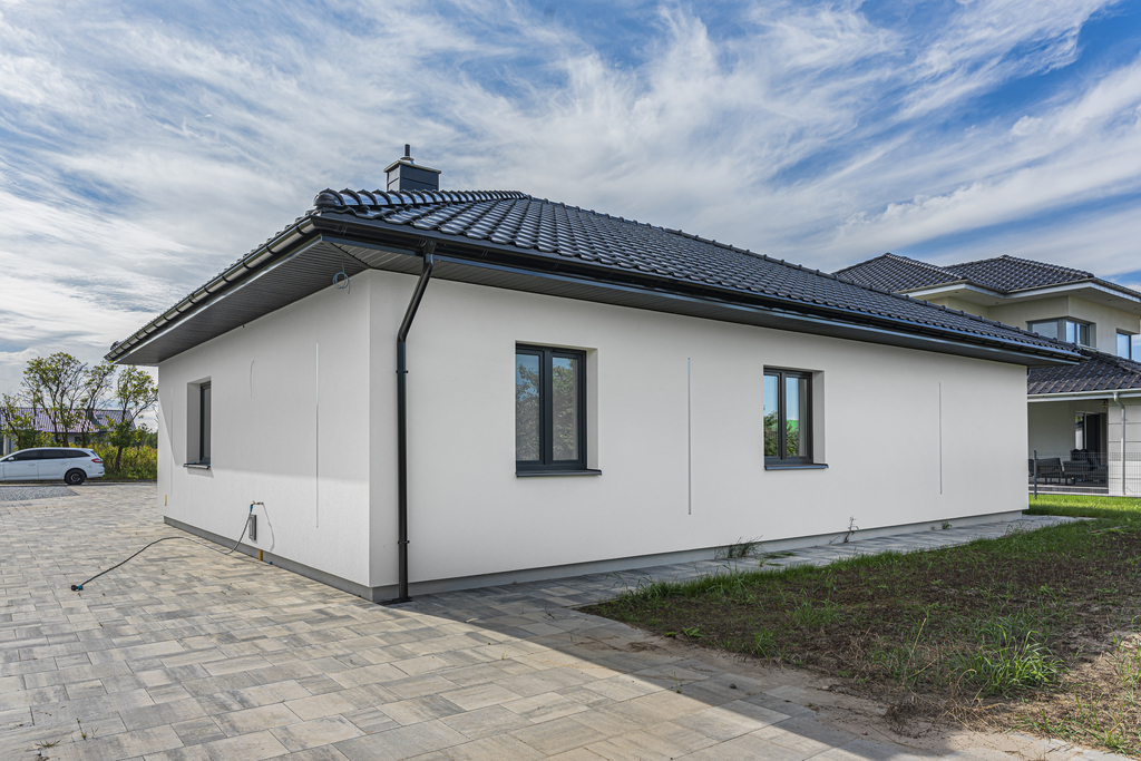 Nowoczesny Dom Na Osiedlu 800-lecia