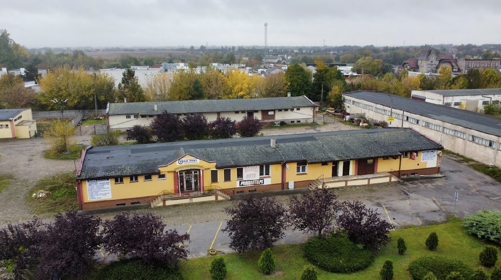 Magazyn Z Biurem Przy S5 – Gotowy Do Działania!