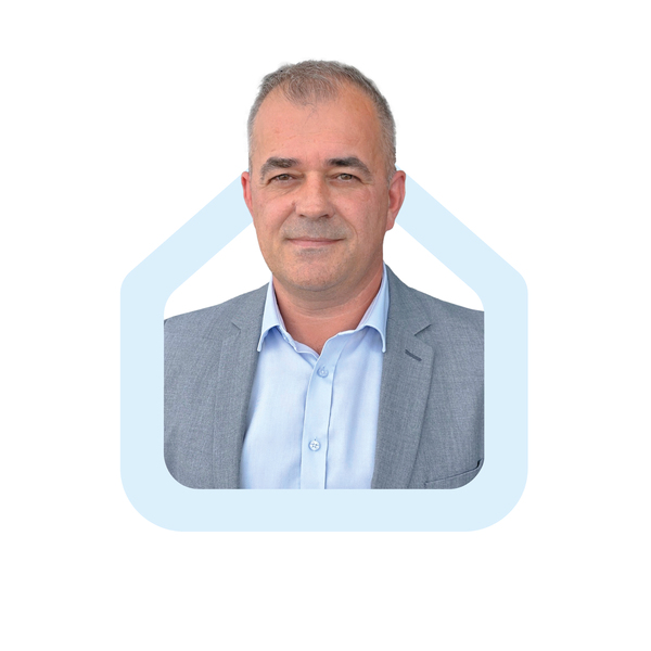 Agent nieruchomości Artur Brzyski