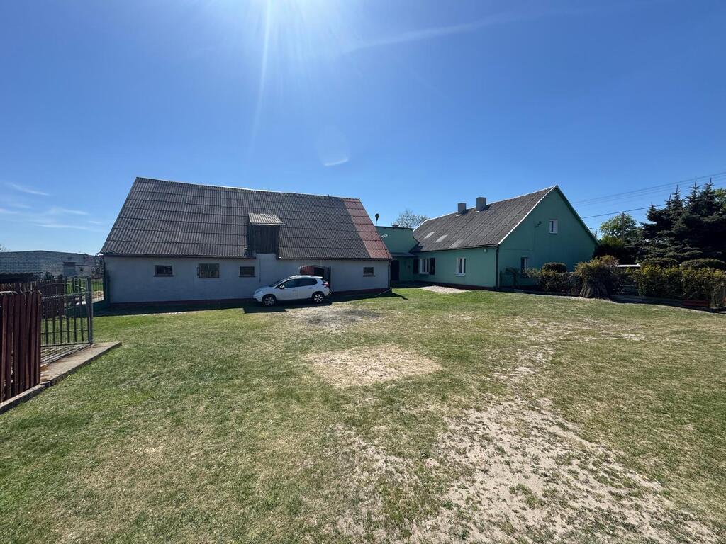 Dom, Sad I Ponad 4000 M² Przestrzeni