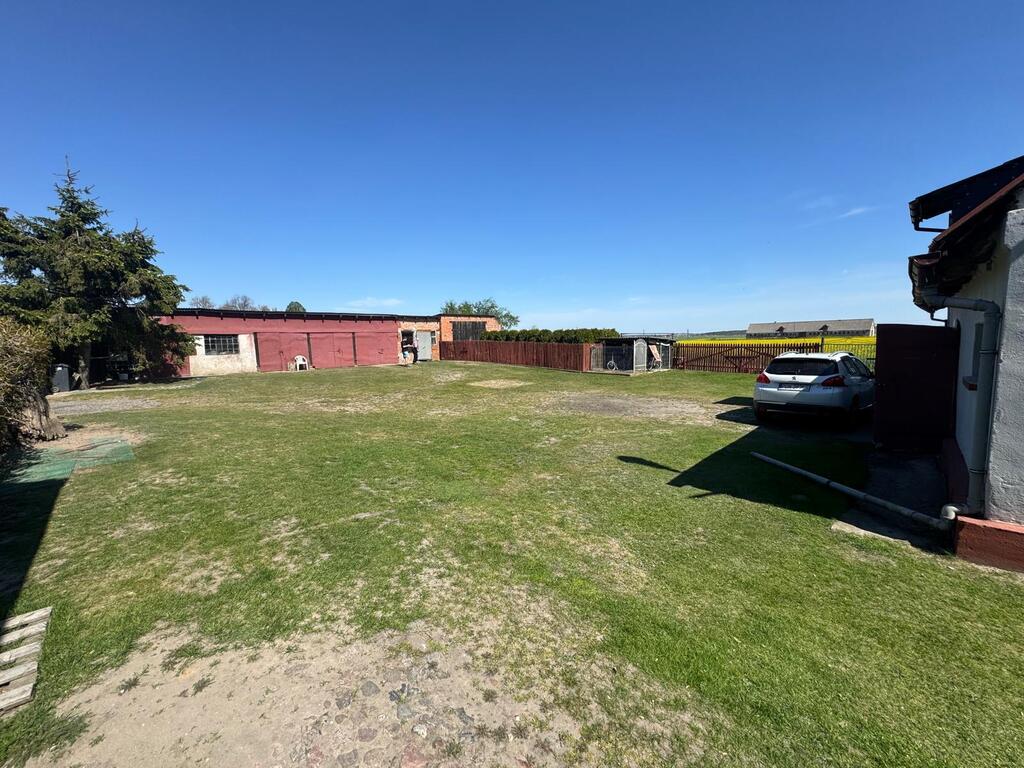 Dom, Sad I Ponad 4000 M² Przestrzeni