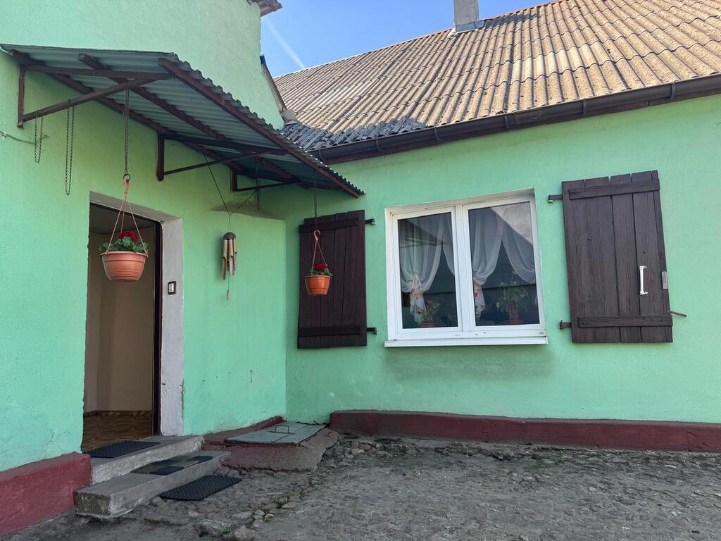 Dom, Sad I Ponad 4000 M² Przestrzeni