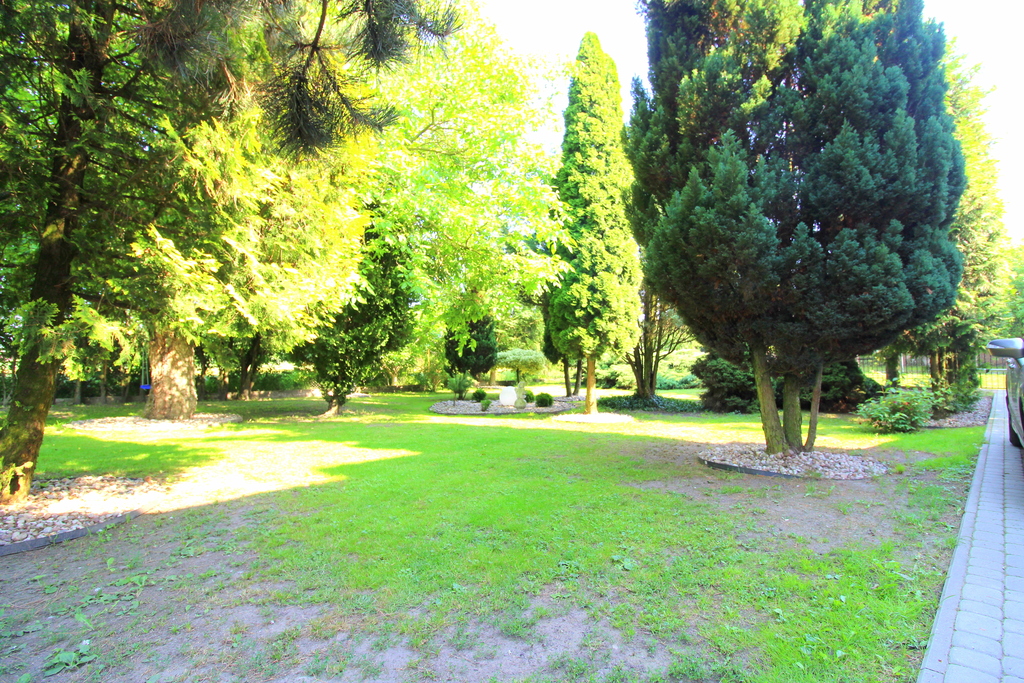 łowinek | Dom 188 M² | 7 Pokoi | 2500 M² | Garaże