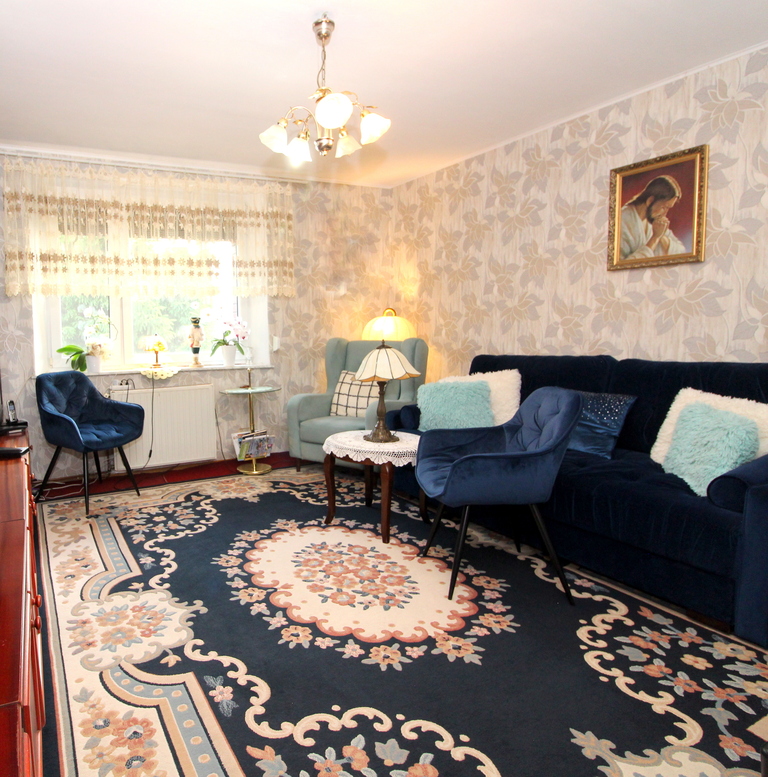 łowinek | Dom 188 M² | 7 Pokoi | 2500 M² | Garaże